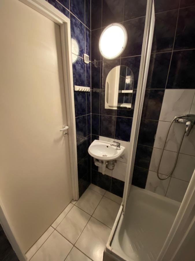 Dom Goscinny Batawia Łazy Exteriör bild